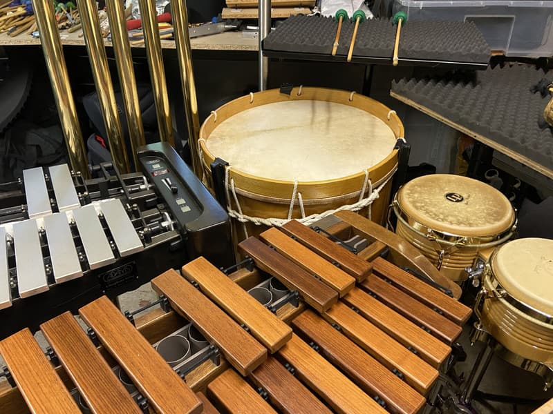 Marimba vibraphone rope drum and bongos